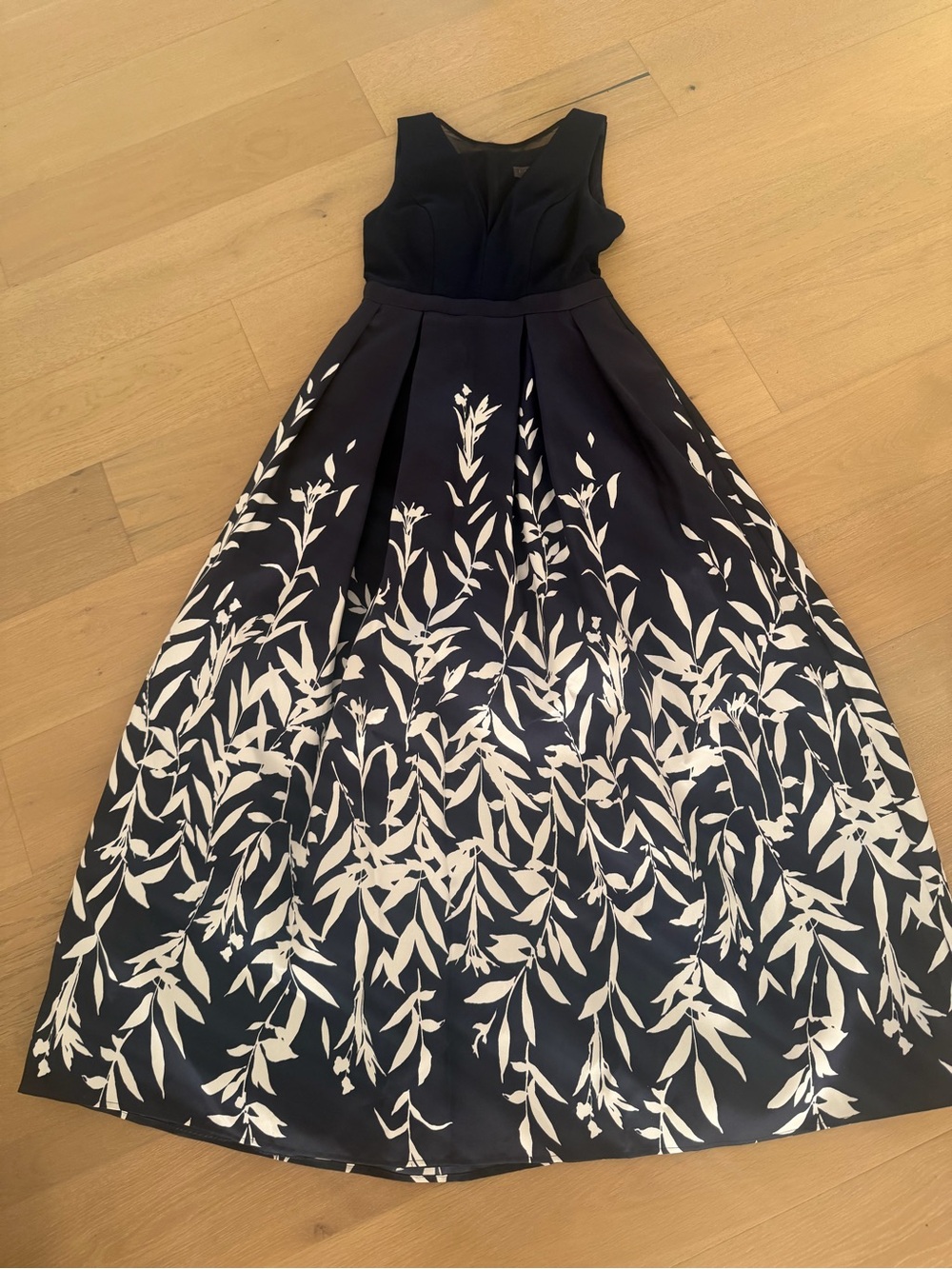 Sleeveless Navy Maxi Dress with White Botanical Print